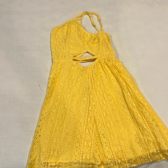 NWT Hollister yellow sun ☀️ dress - Picture 3 of 5